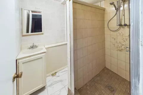 10394 Maria Ave, Cincinnati, OH 45231 photo 33