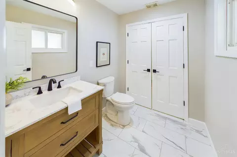 10394 Maria Ave, Cincinnati, OH 45231 photo 19