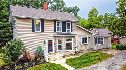 8582 Clough Pike, Cincinnati, OH 45244
