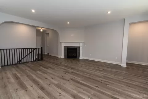 Living - 971 Crestpoint, Cincinnati, OH 45245 photo 1 of 2