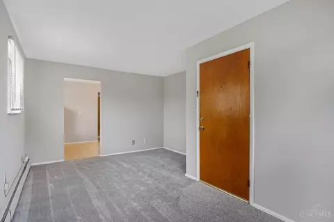 2956 Ferguson, Cincinnati, OH 45238 photo 4