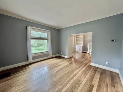 3257 Observatory, Cincinnati, OH 45208 photo 11