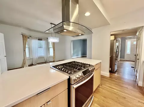 3257 Observatory, Cincinnati, OH 45208 photo 10