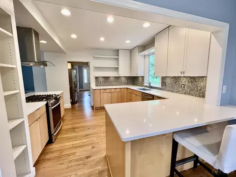 3257 Observatory, Cincinnati, OH 45208 photo 7