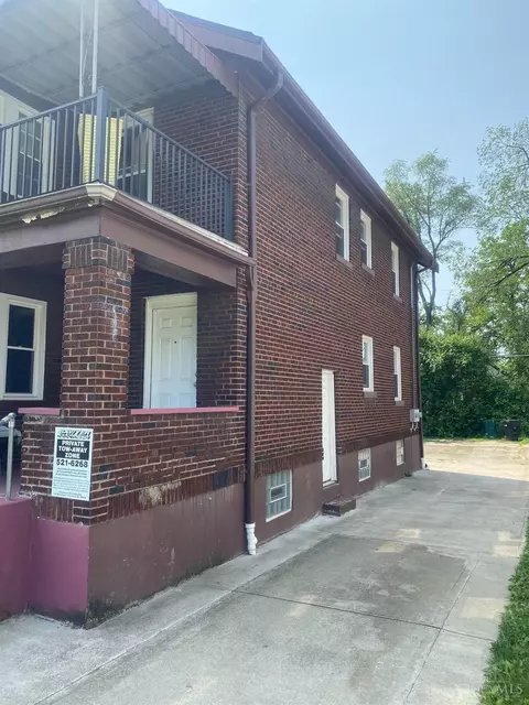 1967 Berkley, Cincinnati, OH 45237