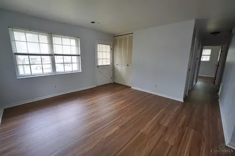 4533 Theodore Ave, Cincinnati, OH 45236 photo 4