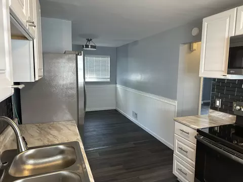 5301 Hunter, Cincinnati, OH 45212 photo 3