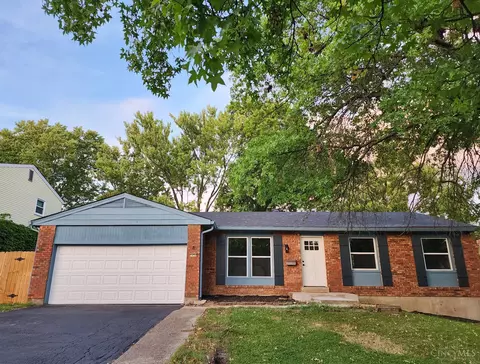 1456 Kelvin Ct, Forest Park, OH 45240