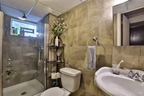 5490 Alomar, Cincinnati, OH 45238 photo 20