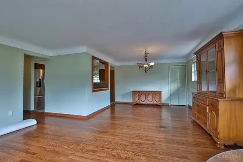 5490 Alomar, Cincinnati, OH 45238 photo 4
