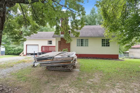2140 State Route 136, Concord, OH 45697