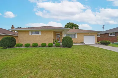 351 Kenyon Dr, Hamilton, OH 45015