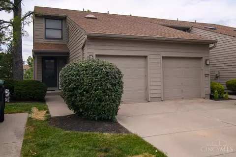 9593 Colegate, West Chester, OH 45011