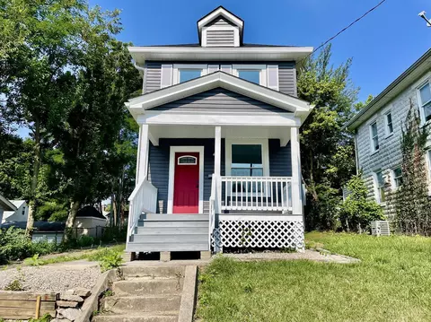 6825 Grace Ave, North College Hill, OH 45239
