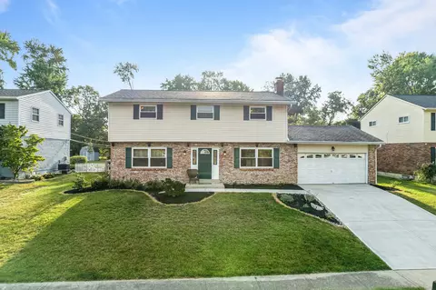 1562 Muskegon, Cincinnati, OH 45255