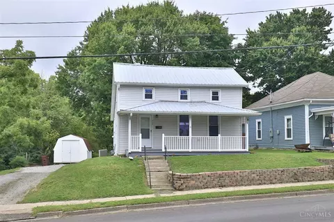 305 Plane St, Bethel, OH 45106