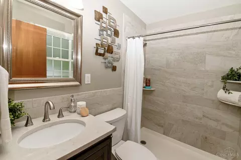314 Meadowcrest, Cincinnati, OH 45231 photo 33