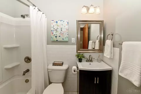 314 Meadowcrest, Cincinnati, OH 45231 photo 21
