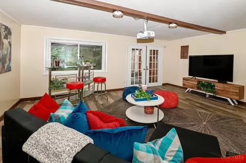 314 Meadowcrest, Cincinnati, OH 45231 photo 38