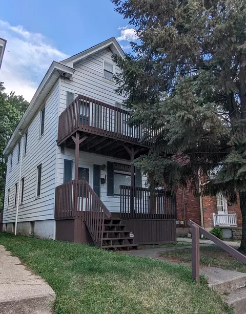 6808 Vine, Cincinnati, OH 45216