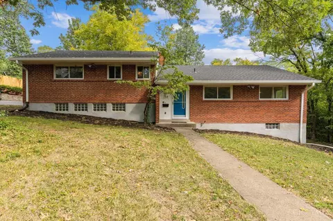264 Fleming, Wyoming, OH 45215