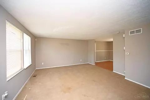 1336 Longacre Dr, Forest Park, OH 45240 photo 3