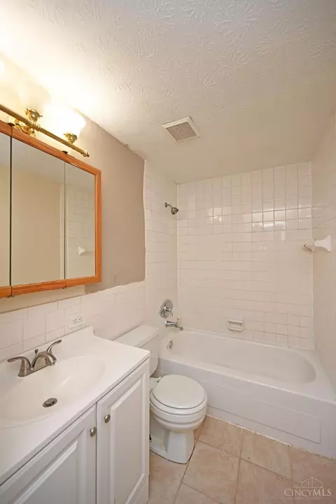 1336 Longacre Dr, Forest Park, OH 45240 photo 12
