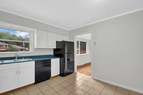 1719 Robinway, Cincinnati, OH 45230 photo 9