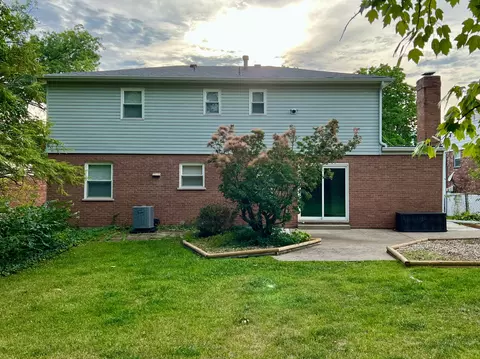 7950 Seward, Cincinnati, OH 45231 photo 33