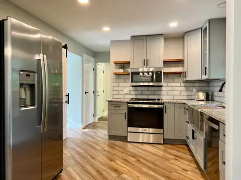 7950 Seward, Cincinnati, OH 45231 photo 5