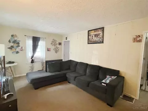 10109 Wayne Ave, Woodlawn, OH 45215 photo 5