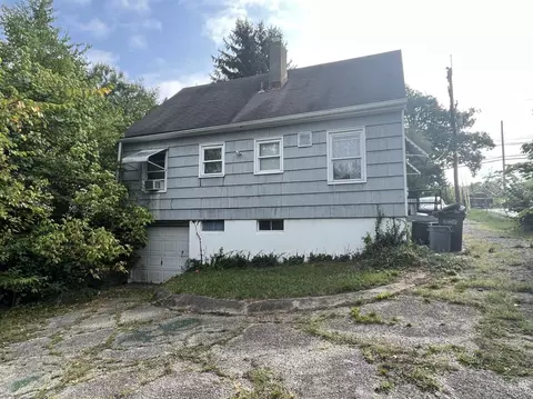 10109 Wayne Ave, Woodlawn, OH 45215 photo 3