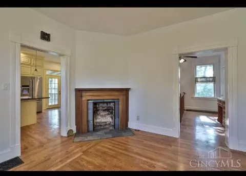 2988 Wardall Ave, Cincinnati, OH 45211 photo 9