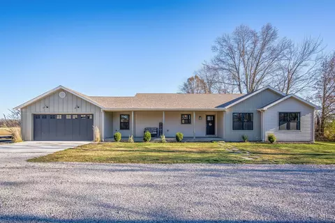 4536 Sharps Cutoff Rd, Batavia, OH 45103