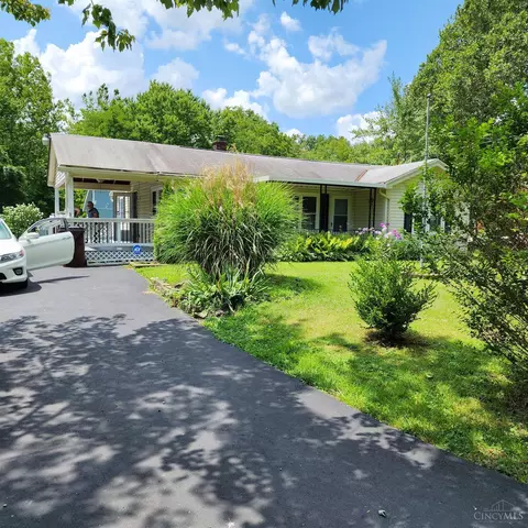 2309 Rolling Acres Dr, Amelia, OH 45102