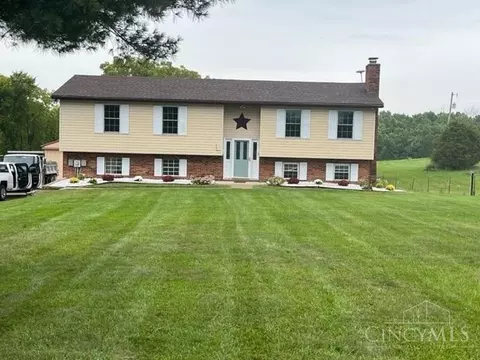 1886 Layhigh Rd, Hamilton, OH 45013