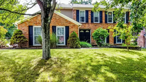 3967 Robinhill, Cincinnati, OH 45211