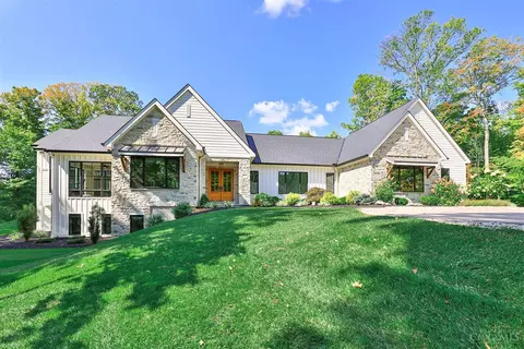 9 Voorhees Dr, Cincinnati, OH 45243