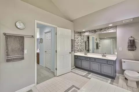 8217 Devonshire, Hamilton Township, OH 45039 photo 25