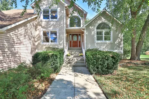 8217 Devonshire, Hamilton Township, OH 45039 photo 3