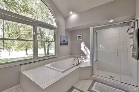8217 Devonshire, Hamilton Township, OH 45039 photo 22