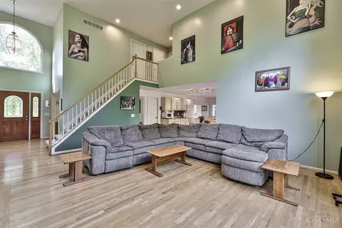 8217 Devonshire, Hamilton Township, OH 45039 photo 9