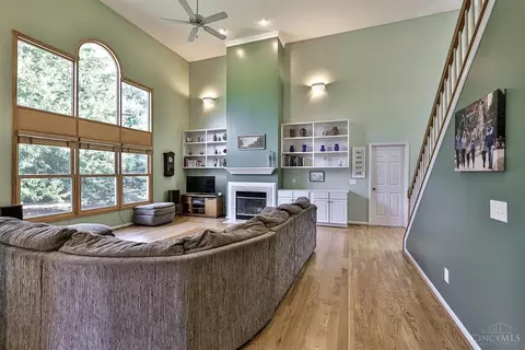 8217 Devonshire, Hamilton Township, OH 45039 photo 7
