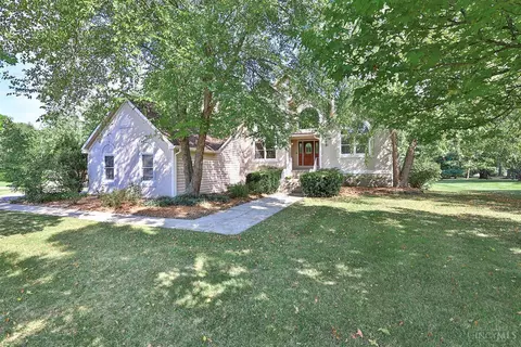 8217 Devonshire Pl, Hamilton Township, OH 45039