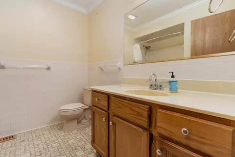 623 Smiley, Cincinnati, OH 45246 photo 16