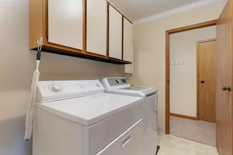623 Smiley, Cincinnati, OH 45246 photo 17
