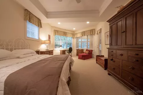 877 Old Crse, Cincinnati, OH 45245 photo 19