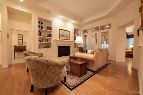 877 Old Crse, Cincinnati, OH 45245 photo 7