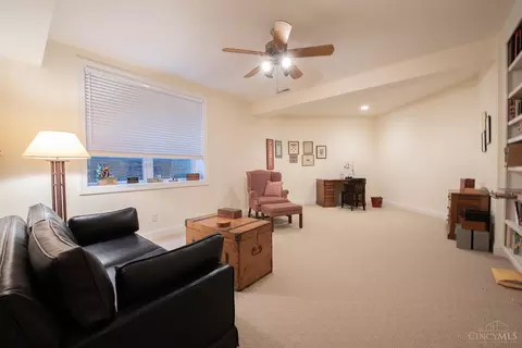 877 Old Crse, Cincinnati, OH 45245 photo 31