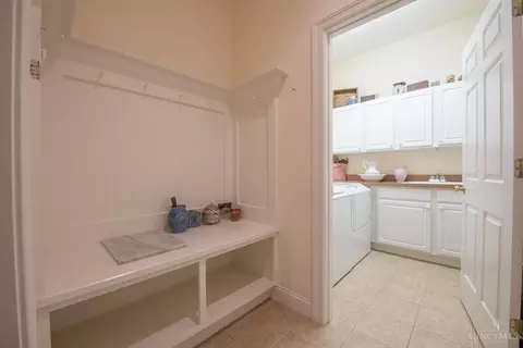 877 Old Crse, Cincinnati, OH 45245 photo 28